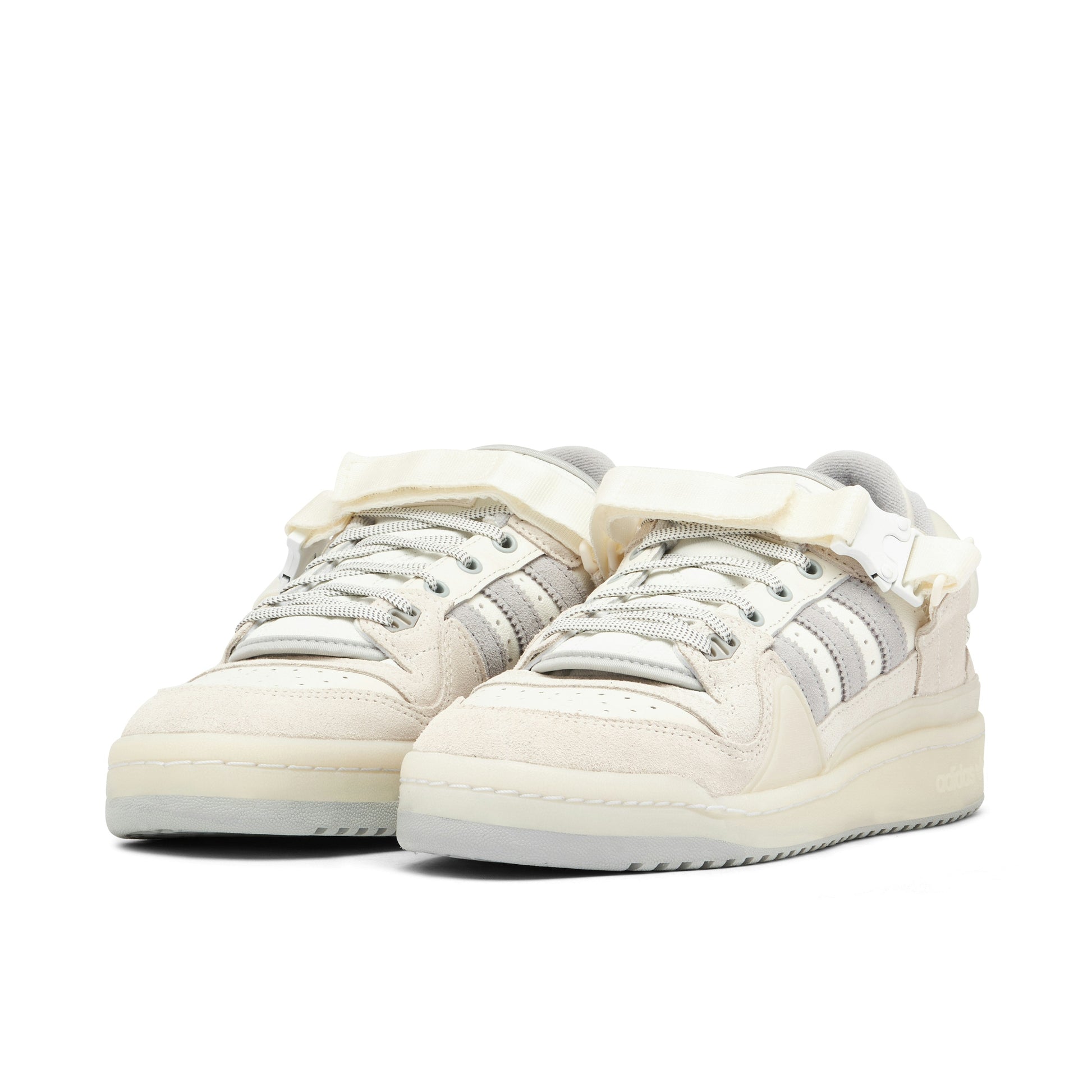 ADIDAS FORUM LOW X BAD BUNNY WHITE BUNNY