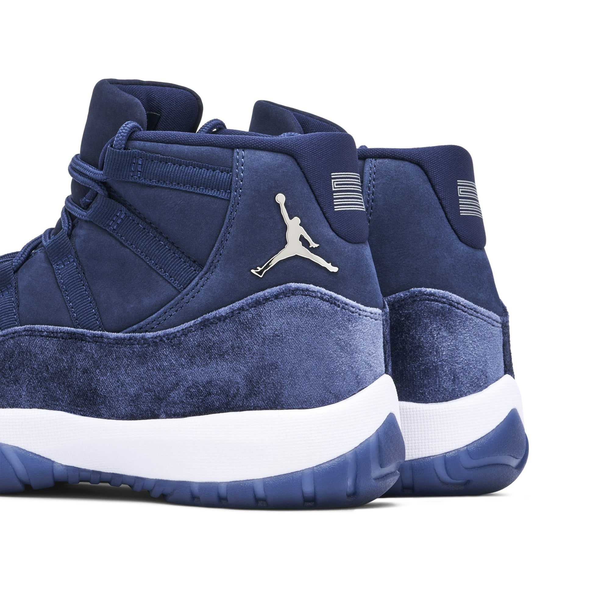 AIR JORDAN 11 VELVET MIDNIGHT NAVY WOMENS