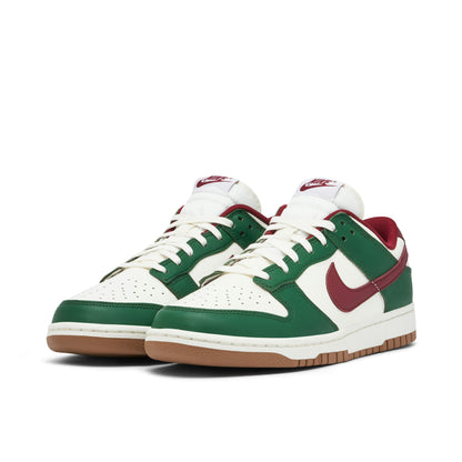 NIKE DUNK LOW WHITE GREEN TEAM RED