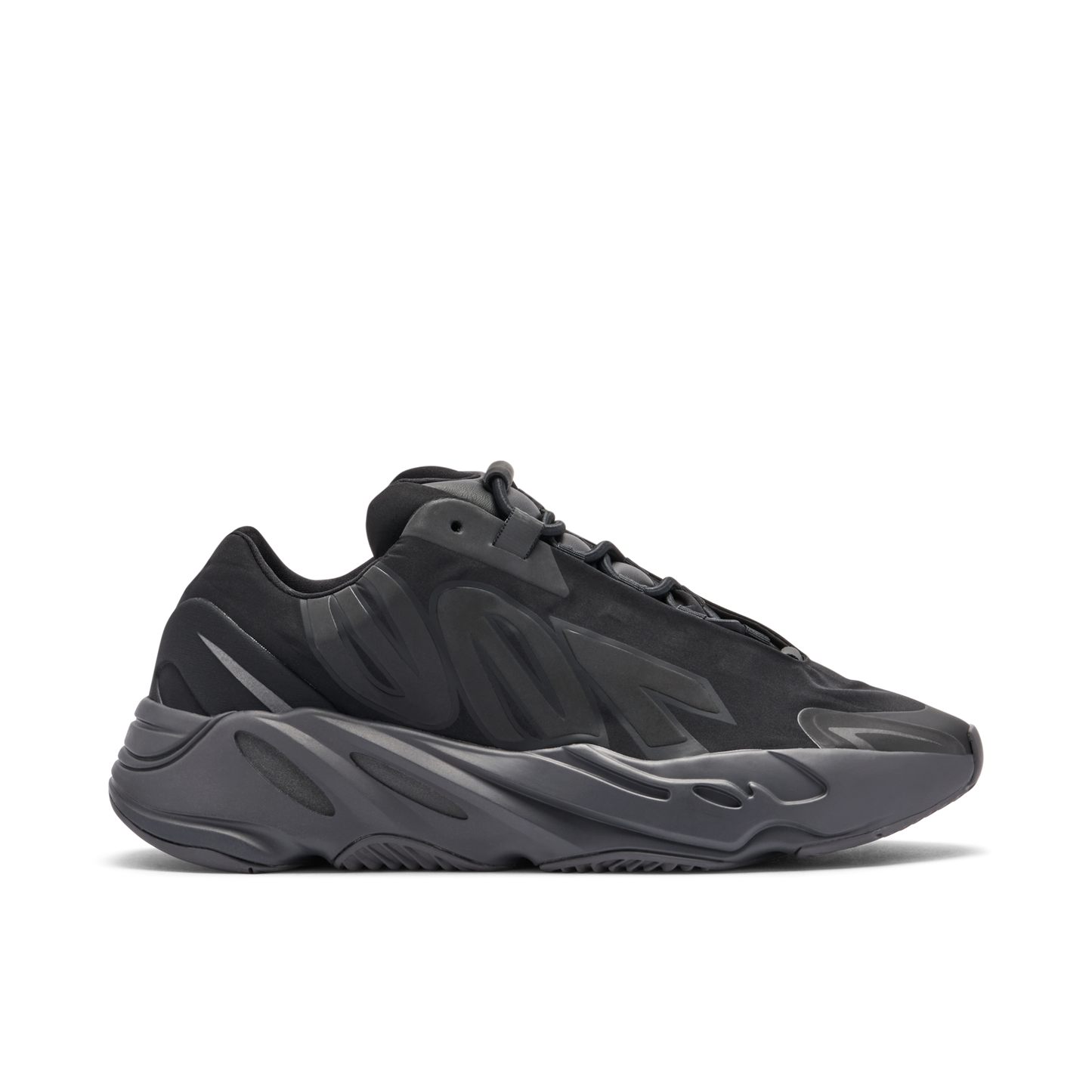 YEEZY 700 MNVN TRIPLE BLACK