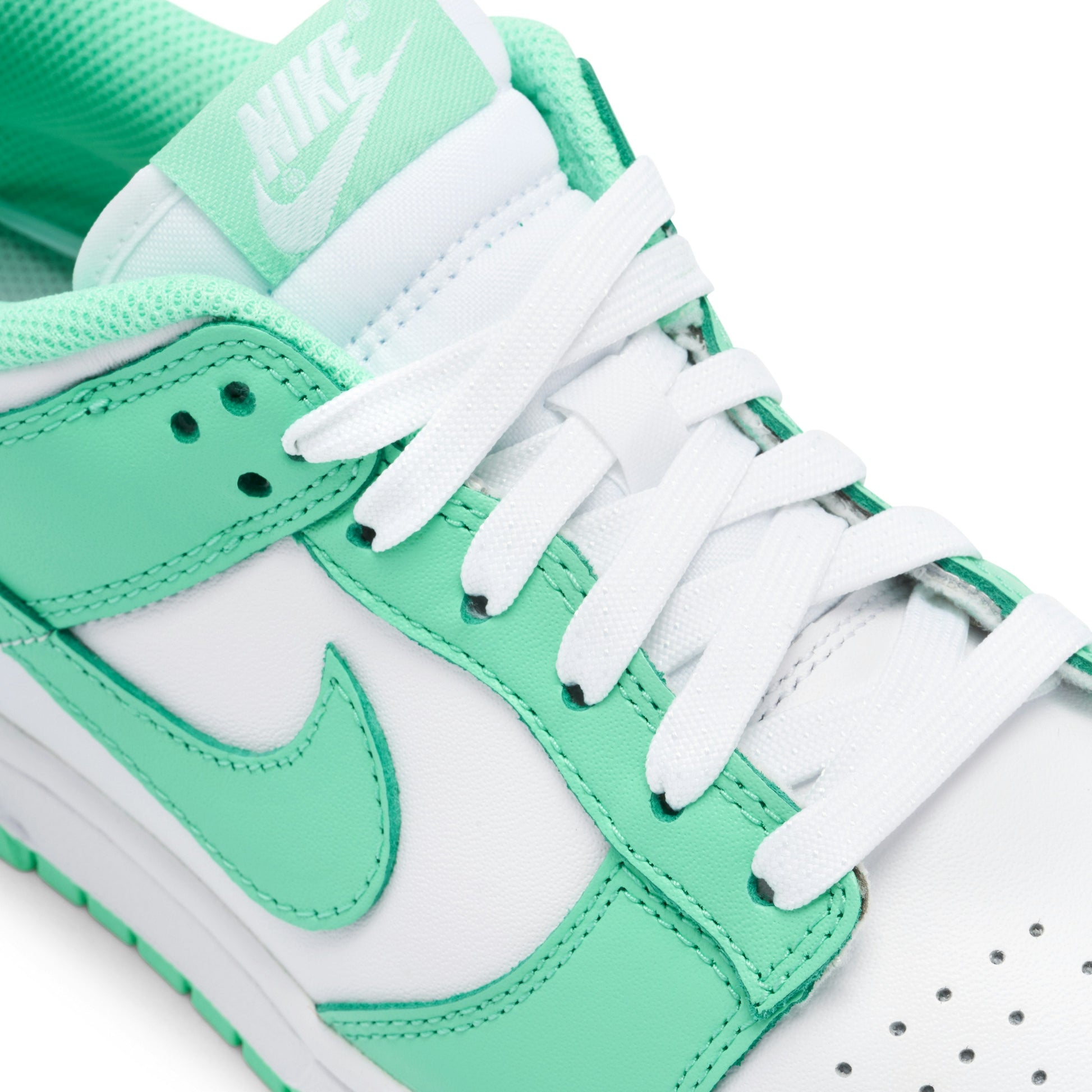NIKE DUNK LOW GREEN GLOW WOMENS
