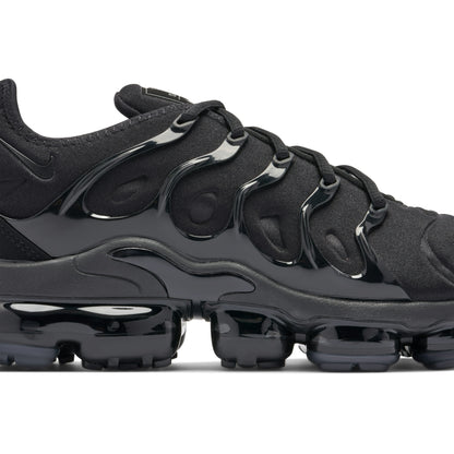 TRIPLE BLACK AIR VAPORMAX PLUS