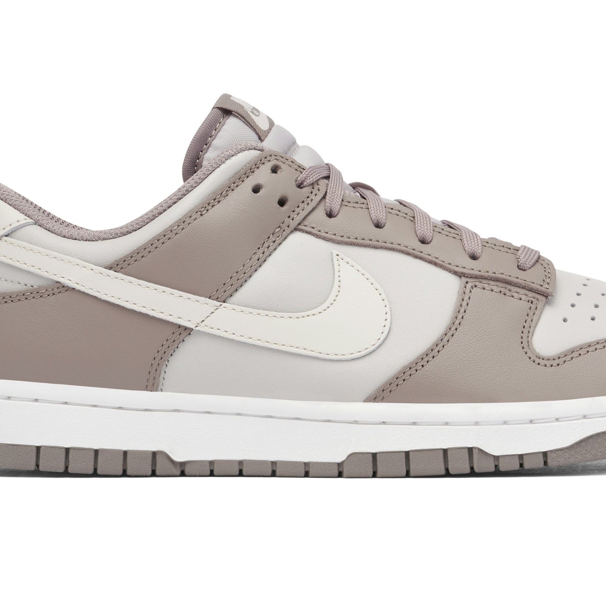NIKE DUNK LOW BONE TAN
