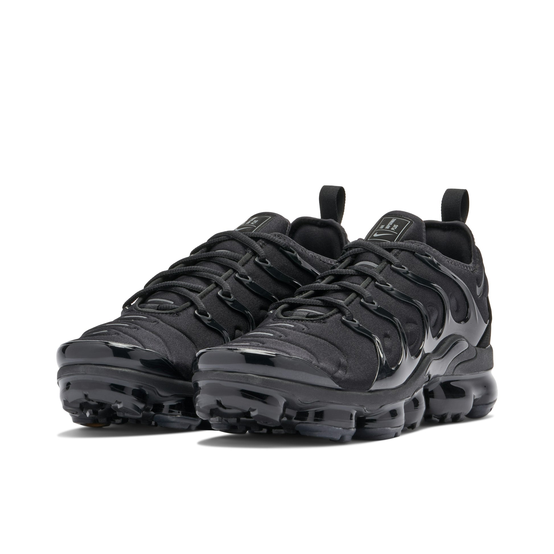 TRIPLE BLACK AIR VAPORMAX PLUS