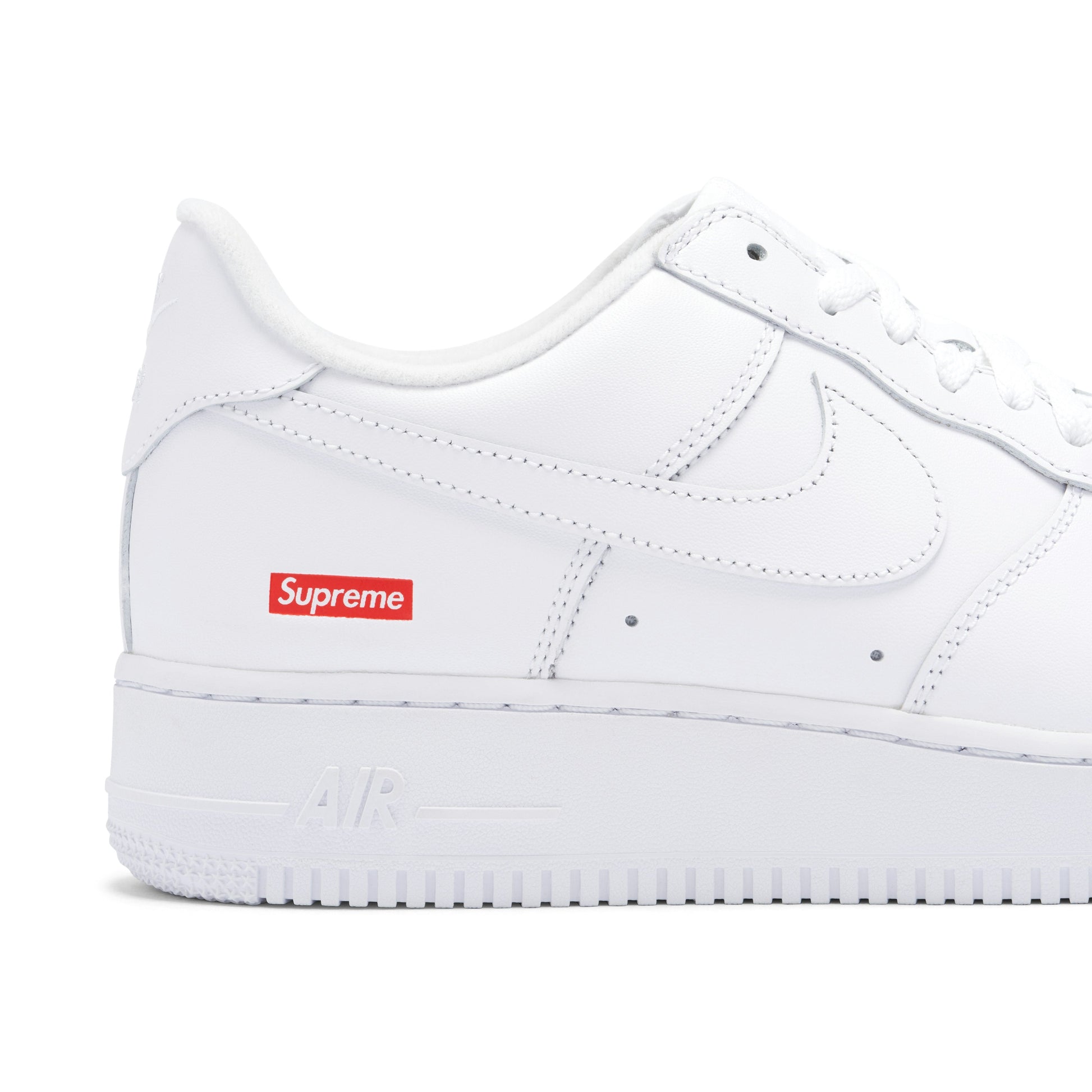 NIKE AIR FORCE 1 LOW SUPREME WHITE