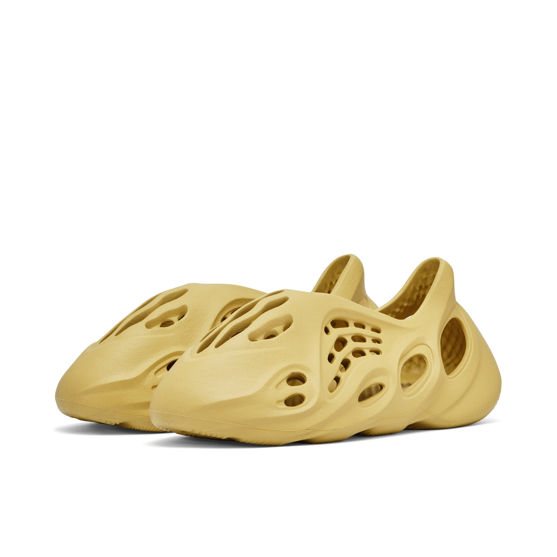 YEEZY FOAM RUNNER SULFUR